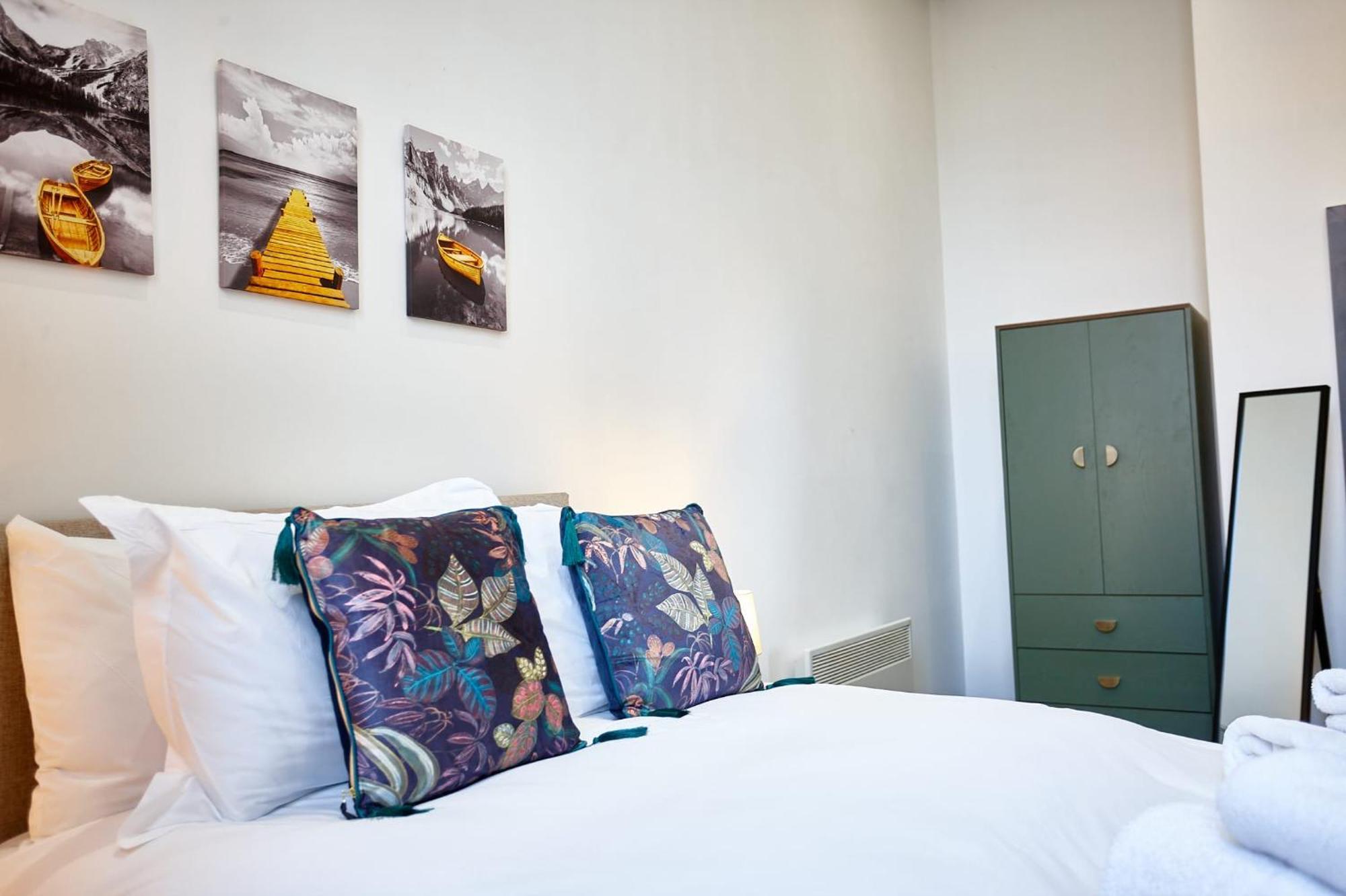 The Ruby Suite Manchester Exterior foto