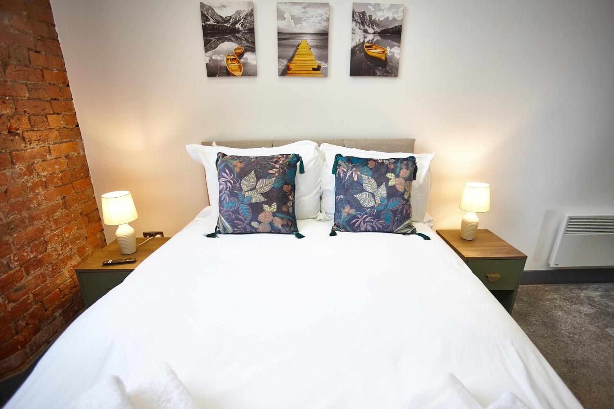 The Ruby Suite Manchester Exterior foto