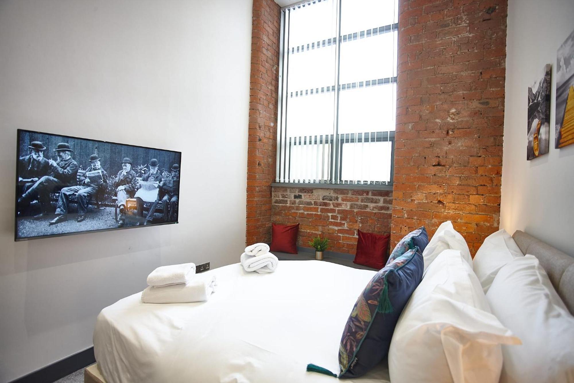The Ruby Suite Manchester Exterior foto